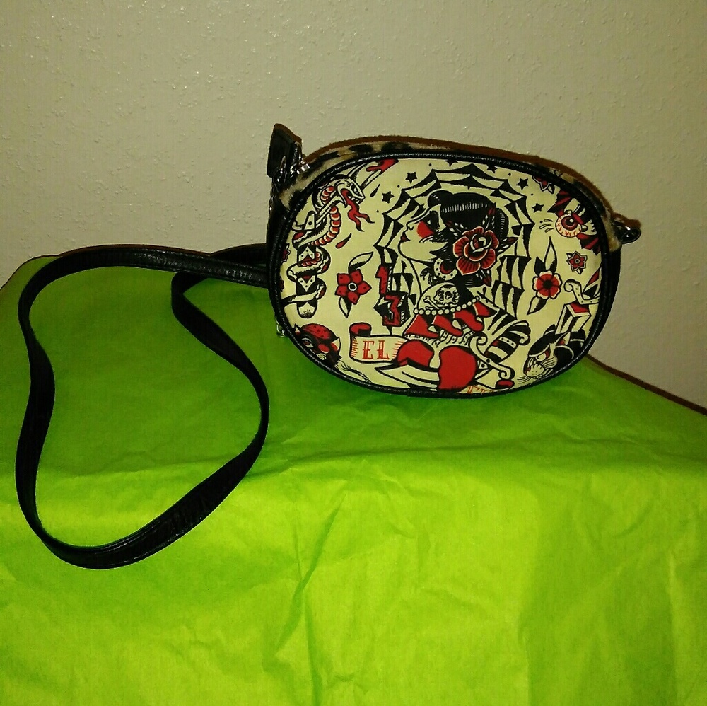 *SOLD*Liquor Brand Rockabilly Cross body Purse - Picture 1 of 4